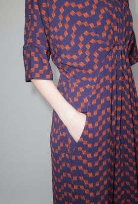 Painted Zig Zag Kleid, Lava from ODEEH 