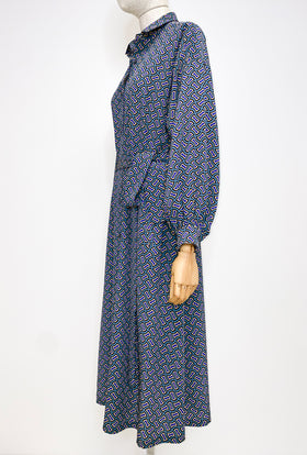 Morphid Grid on Crepe de Chine Kleid, Lake Green from ODEEH 