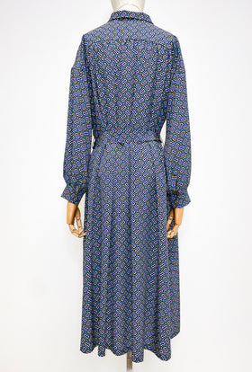 Morphid Grid on Crepe de Chine Kleid, Lake Green from ODEEH 