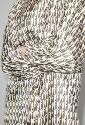Abstract Penguins Kleid, Brown Olive from ODEEH 