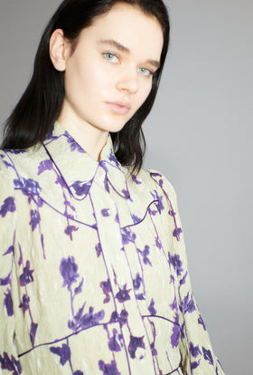 Flower Items on Crushed Crepe Kleid, Almond from ODEEH 