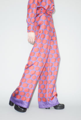 Double Dot Hose, Lipstick from ODEEH 