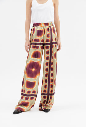 Mirrored Pansies / Foulard Print Hose, Chestnut-Red from ODEEH 