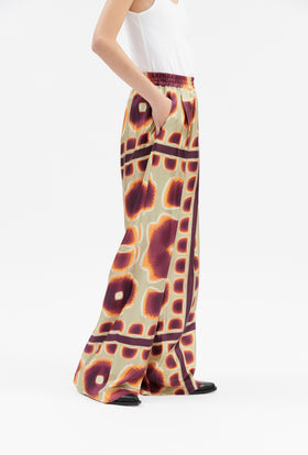 Mirrored Pansies / Foulard Print Hose, Chestnut-Red from ODEEH 