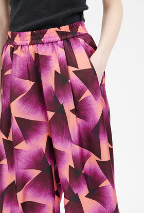 PRISMS Hose, Pink from ODEEH 