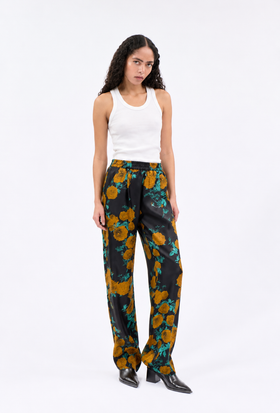 CHINE CARNATIONS Hose, Ocker from ODEEH 