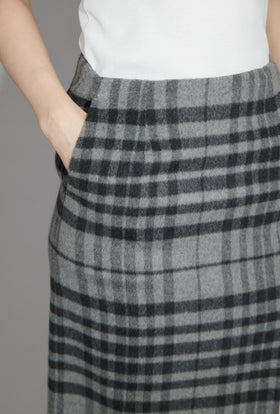Double Check Rock, Flannel Grey from ODEEH 