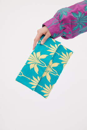 Matelassè Palms Tasche, Bright Emerald from ODEEH 